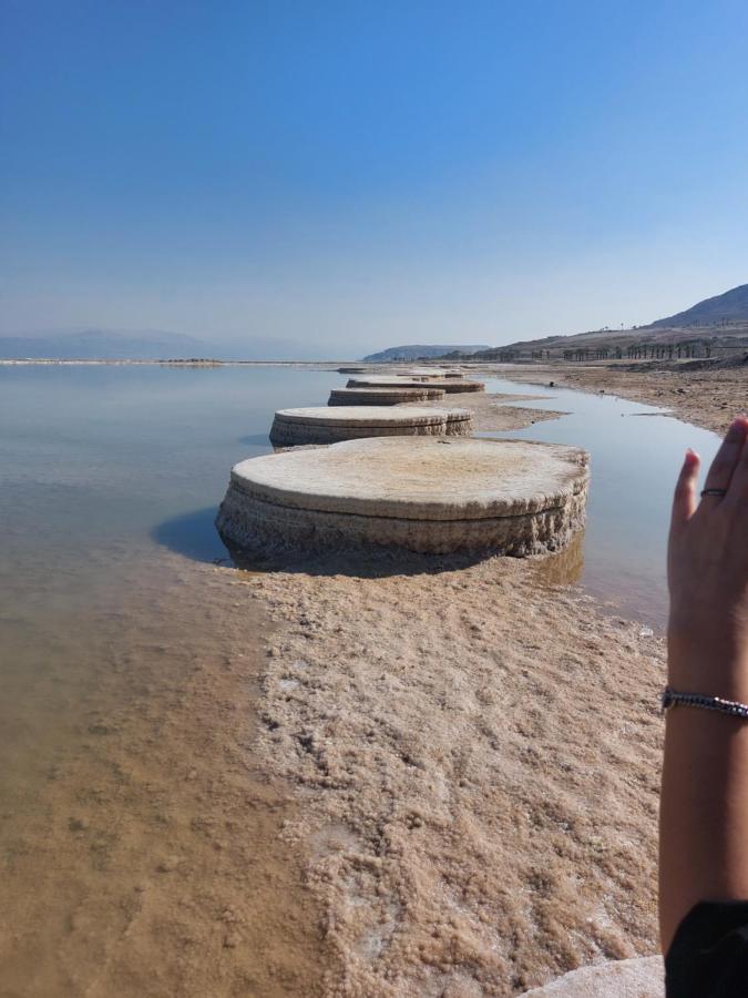 Carmit'S Dead Sea Place Villa Neve Zohar Exterior photo